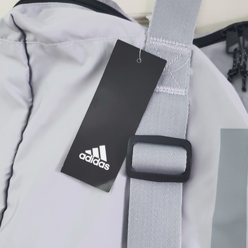 Brand New Adidas Tailored for Her Yoga Travel Bag - Picture 6 of 15